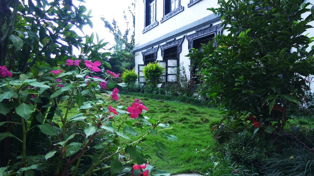 Hotel Heranya Katmandú Exterior foto